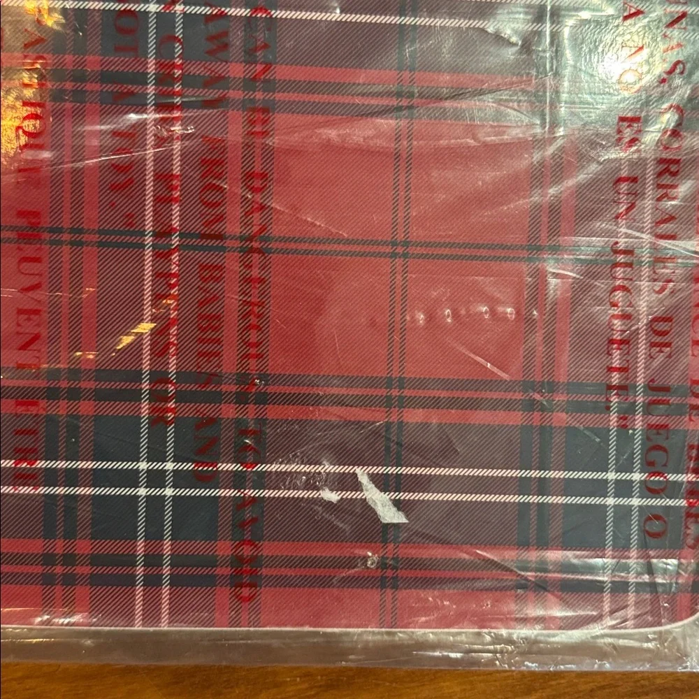 NIP RARE Williams Sonoma Tartan Hard Mat Placemat Cork Back Single Holiday Xmas